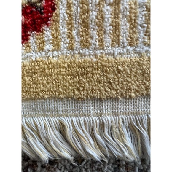 Vintage St. Mary's Bath Towel Floral Gold, Rust, Burgundy Fringe 38" x 22" - Picture 6 of 6